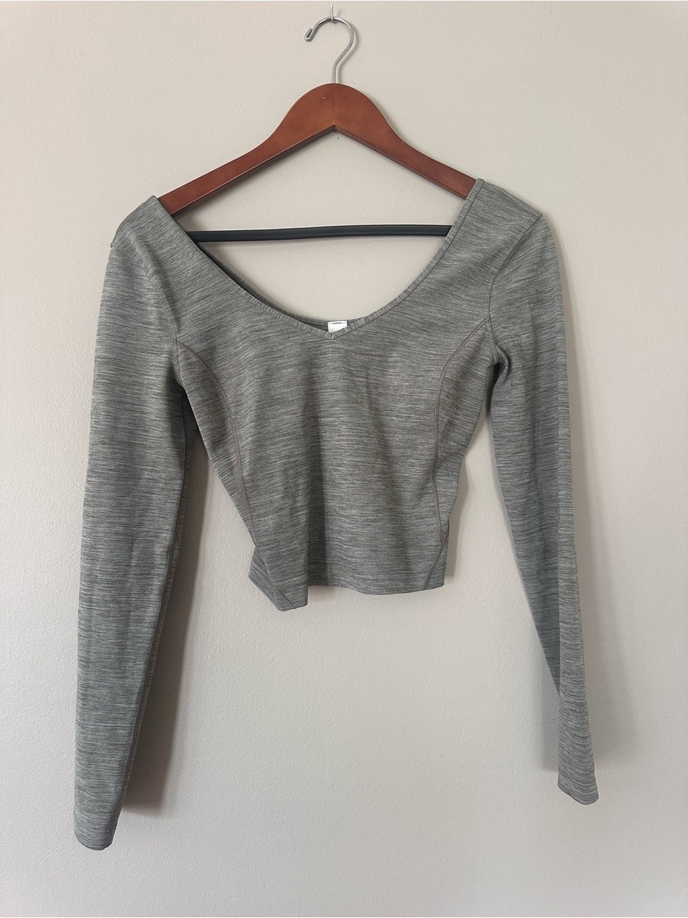 lululemon athletica Heather Grayish Brown Scoop-Neck Long Sleeve Crop Top